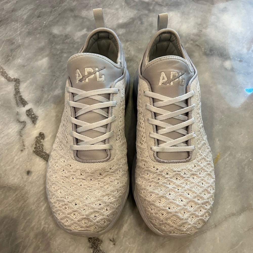 APL Sneaker Women's TechLoom Phantom Gray Sz 11 - Picture 7 of 10